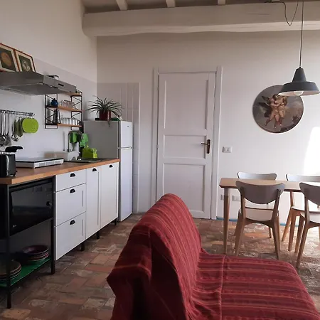 La Romanella Alloggio per agriturismo *